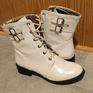 White Combat Boots - Round Toe, Buckles